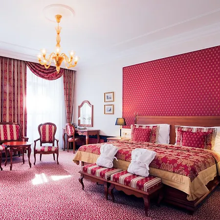 Arcadia Boutique 4*