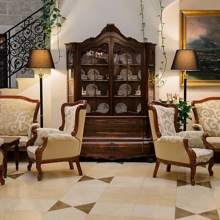 Отель Arcadia Boutique