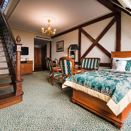 Arcadia Boutique Hotel 4*