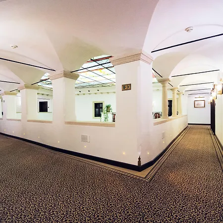 Hotel Arcadia Boutique 4*