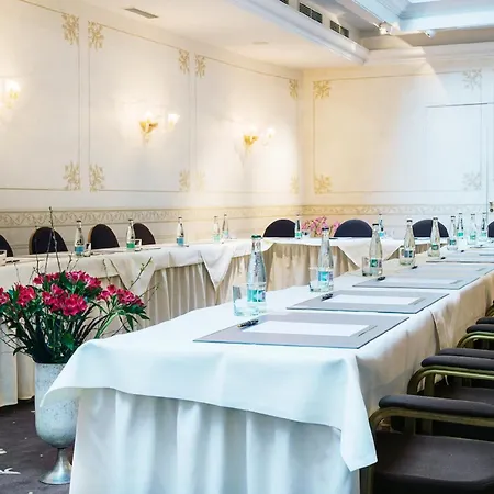 Arcadia Boutique 4*
